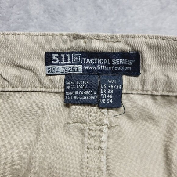 5.11 Tactical Pants Mens 38x33 Beige Cargo Distressed Utility Workwear A2 - Picture 10 of 10